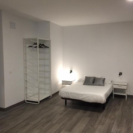 Room And Kitchen Бильбао Экстерьер фото