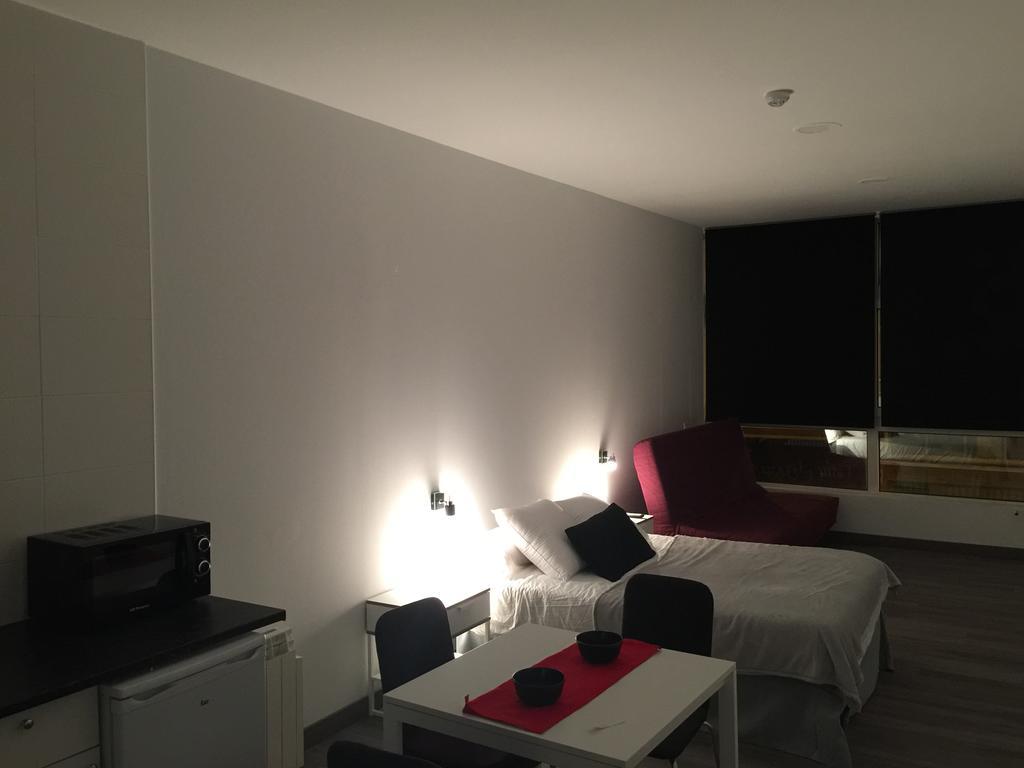 Room And Kitchen Бильбао Экстерьер фото