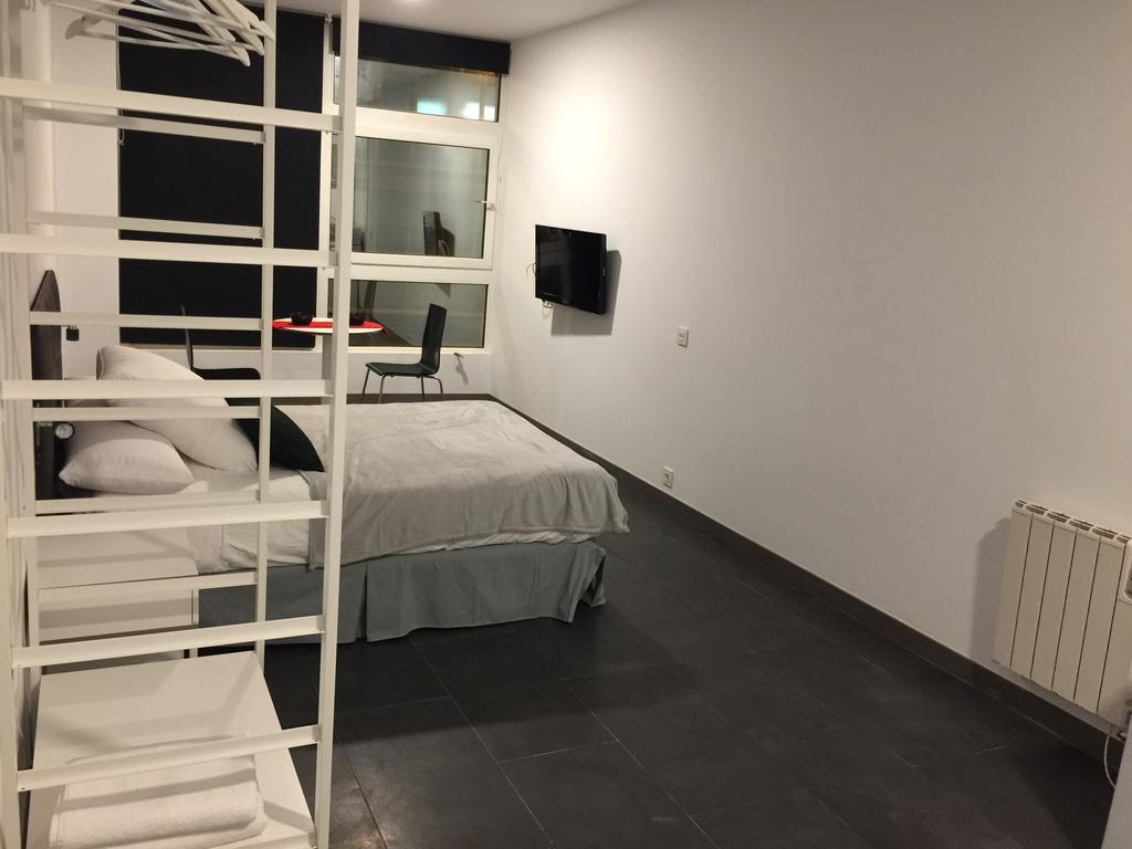 Room And Kitchen Бильбао Экстерьер фото