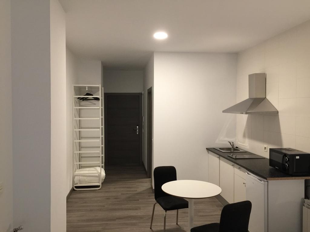 Room And Kitchen Бильбао Экстерьер фото