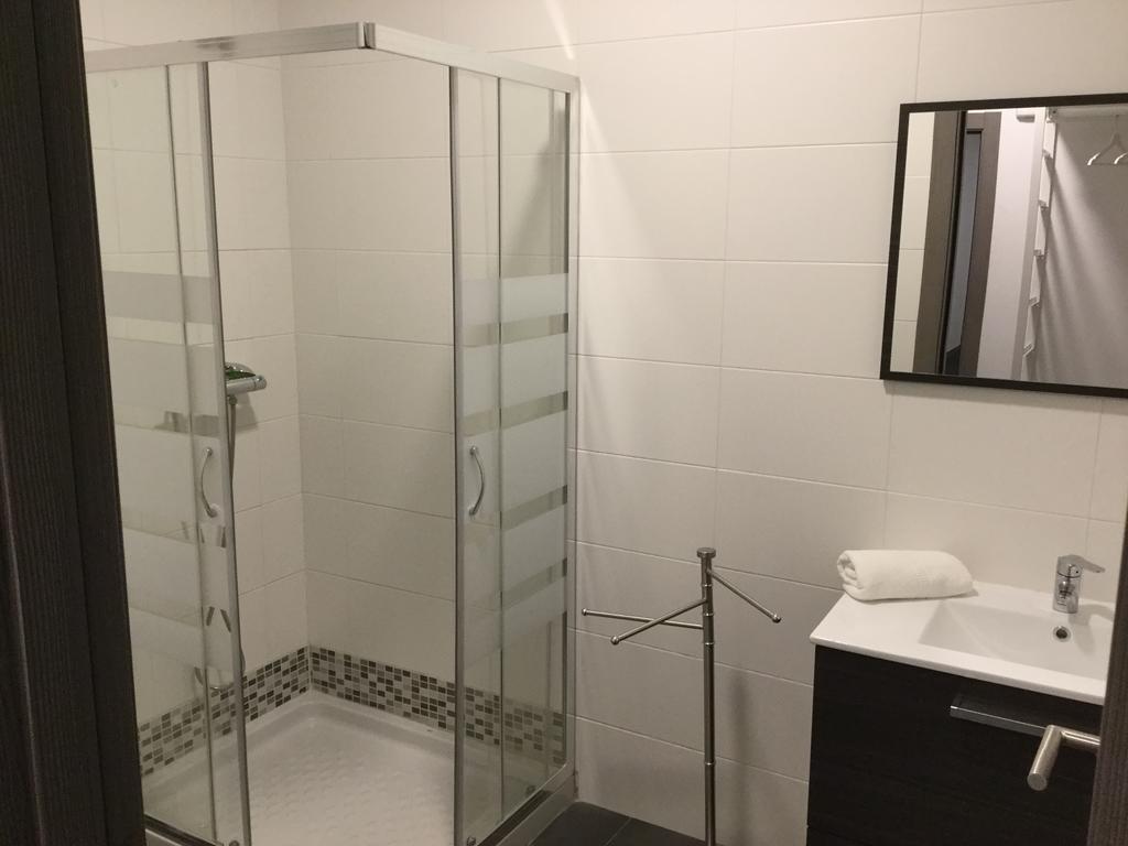 Room And Kitchen Бильбао Экстерьер фото