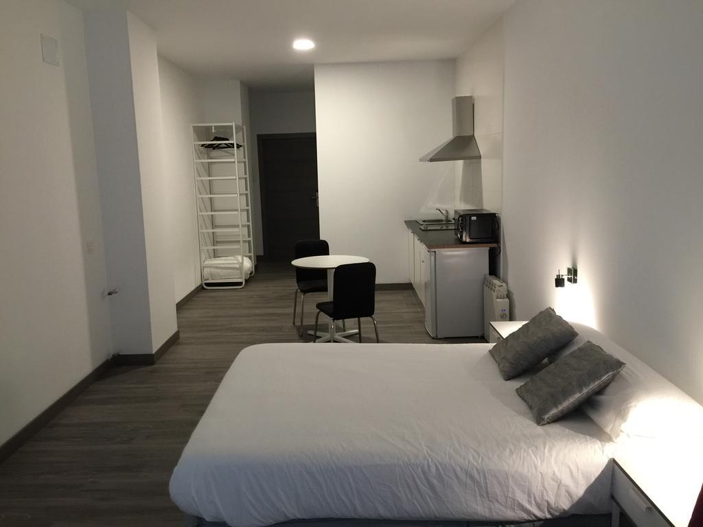 Room And Kitchen Бильбао Экстерьер фото